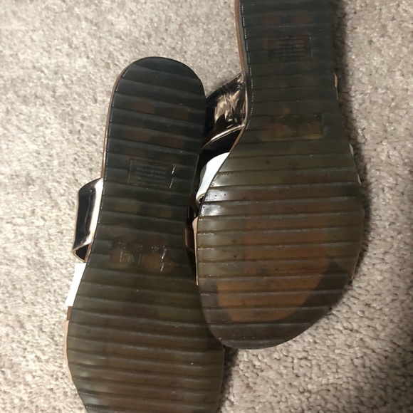 ✅ Sandals - Picture 2 of 2